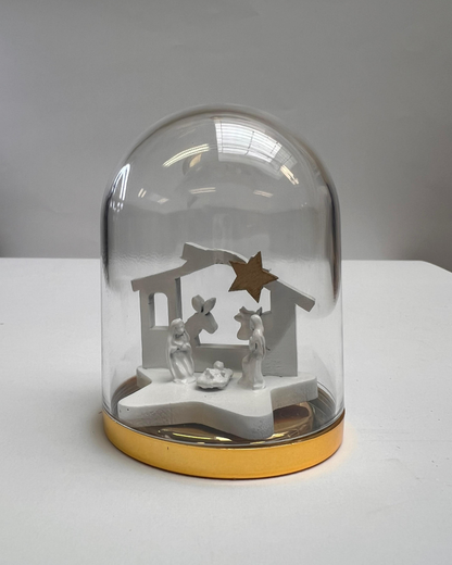 Crèche sous cloche