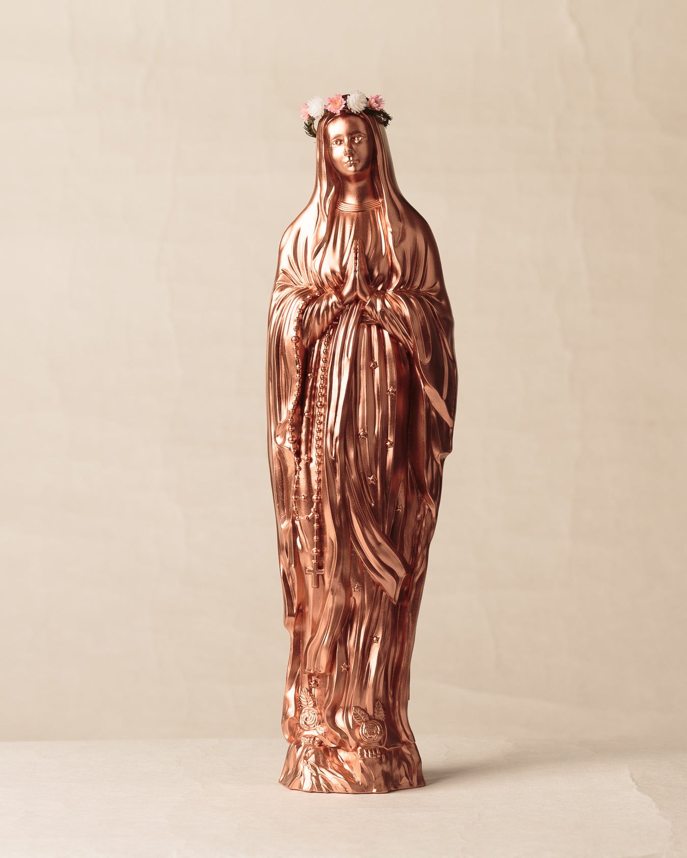 Vierge Sapristi V2 couronnée de fleurs