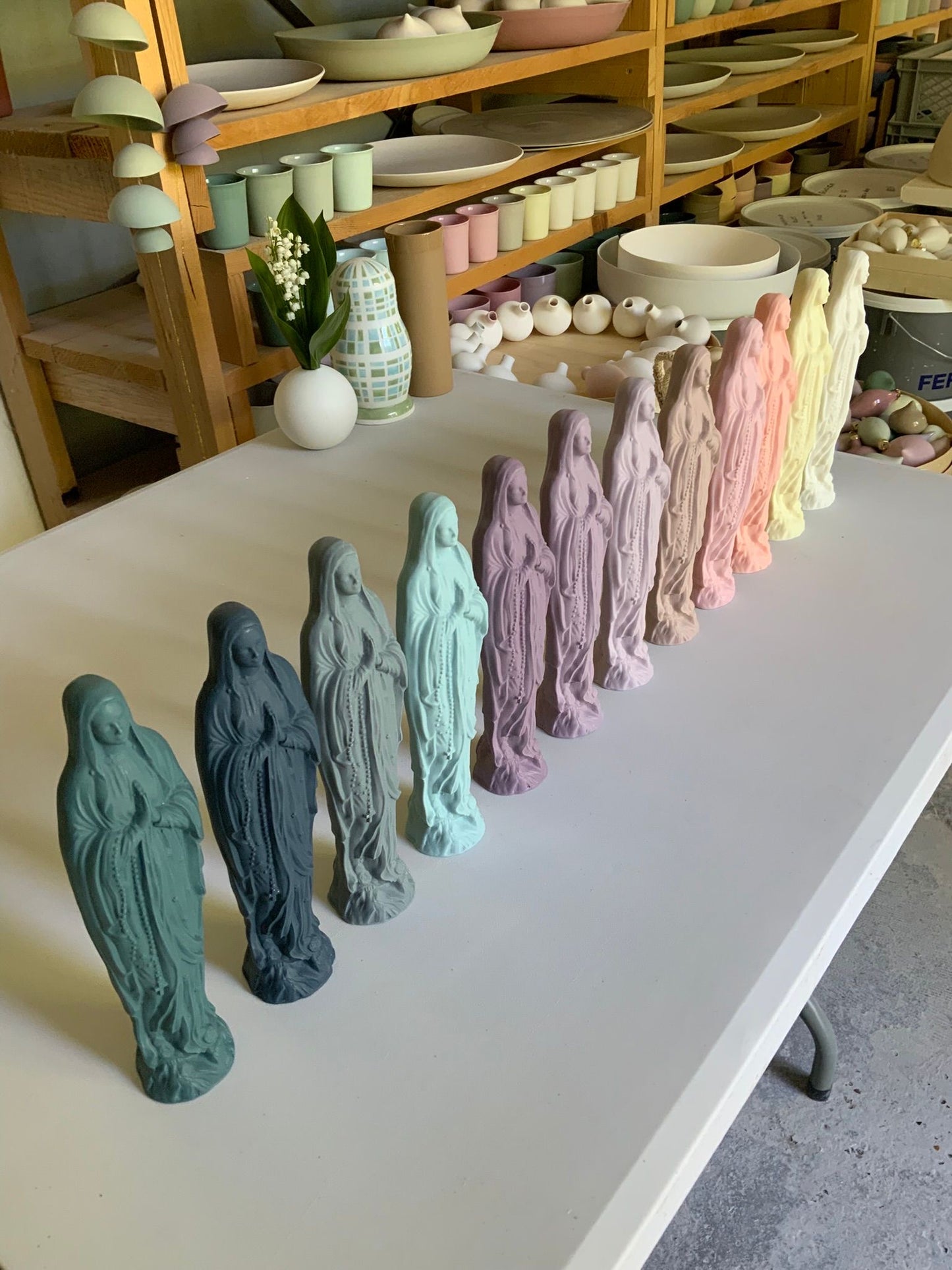 Vierges porcelaine by Valérie Delobal