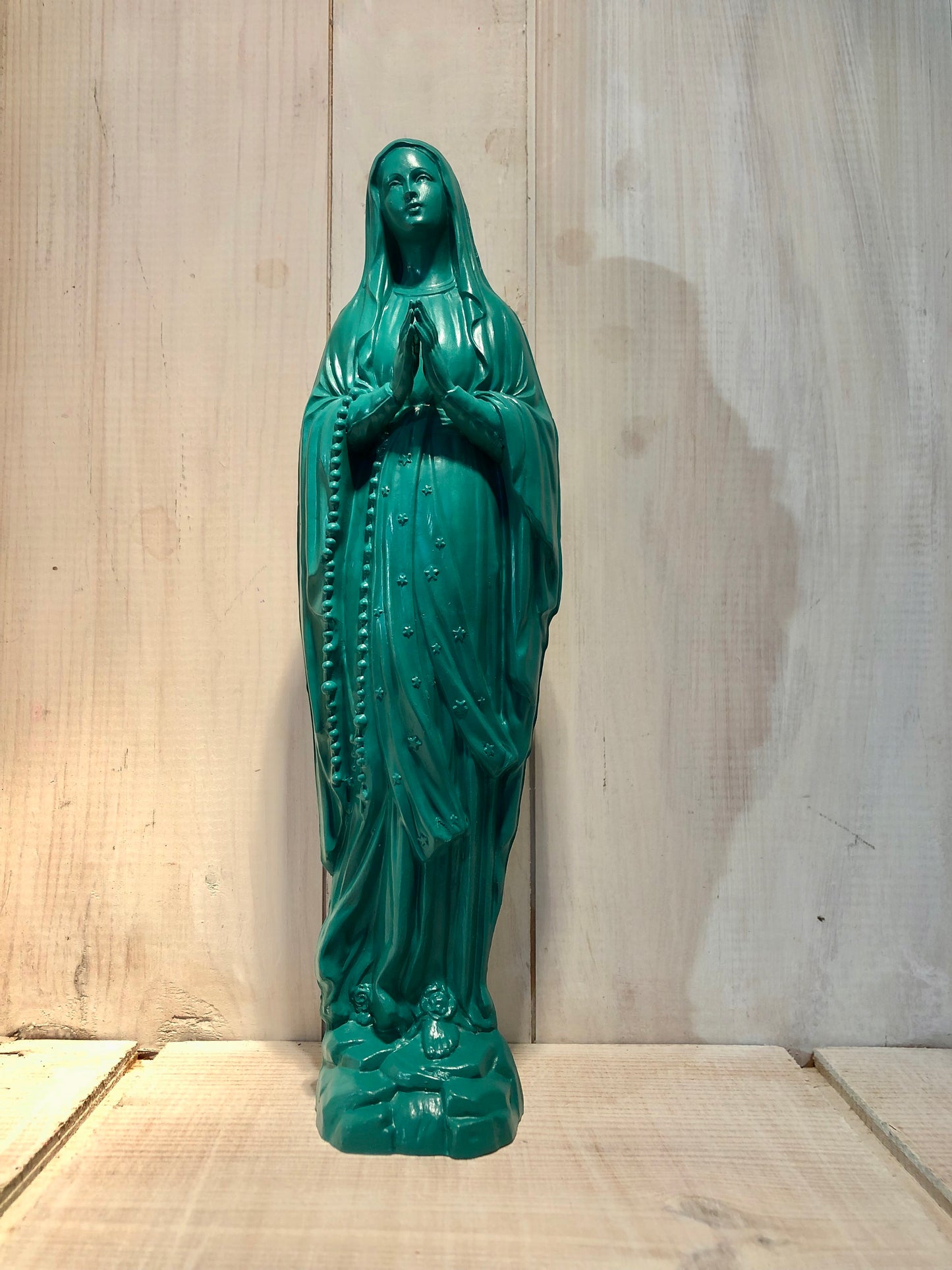 Statuette Vierge 25 cm Couronnée Fleurie