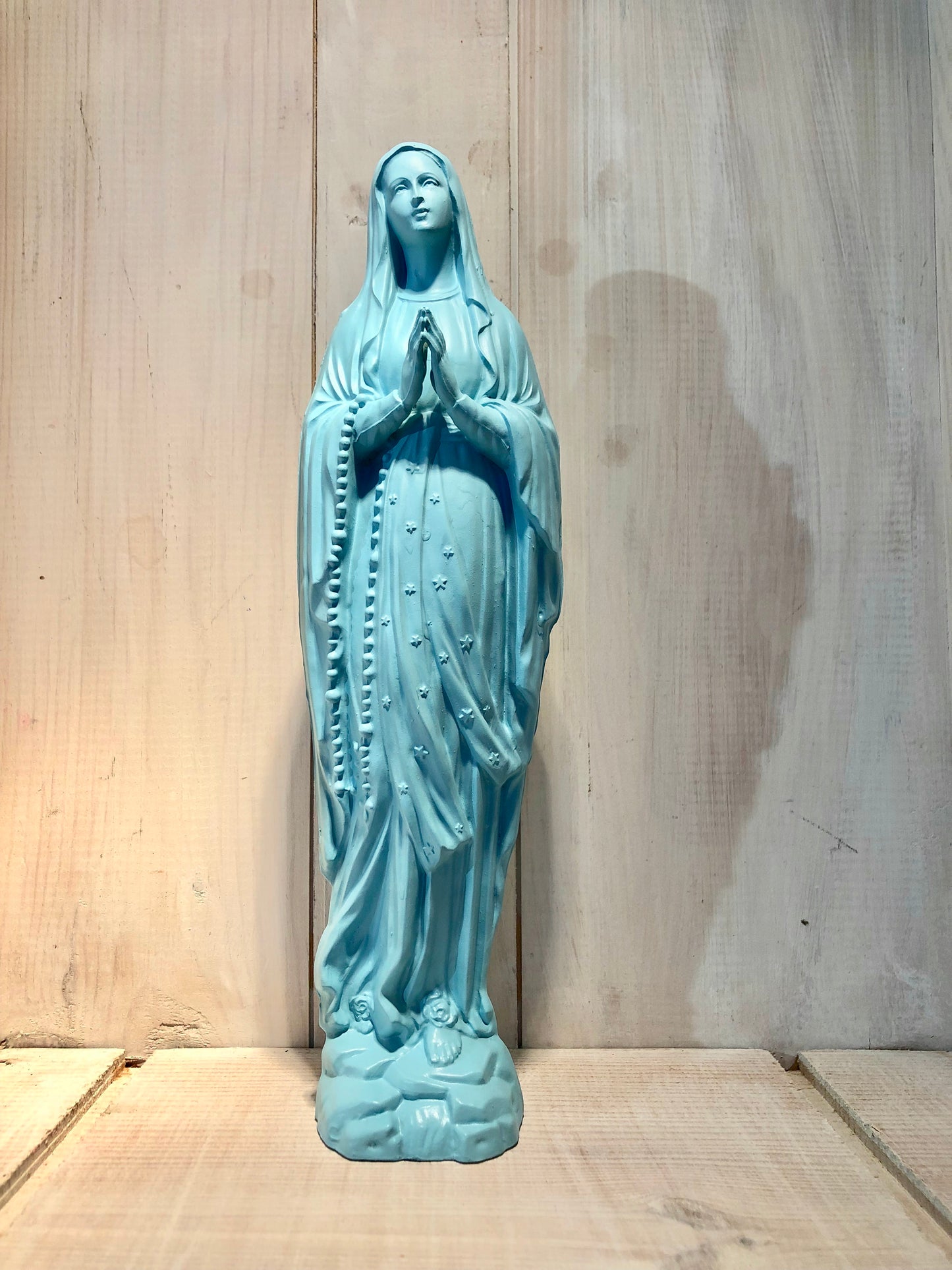 Statuette Vierge 25 cm Couronnée Fleurie