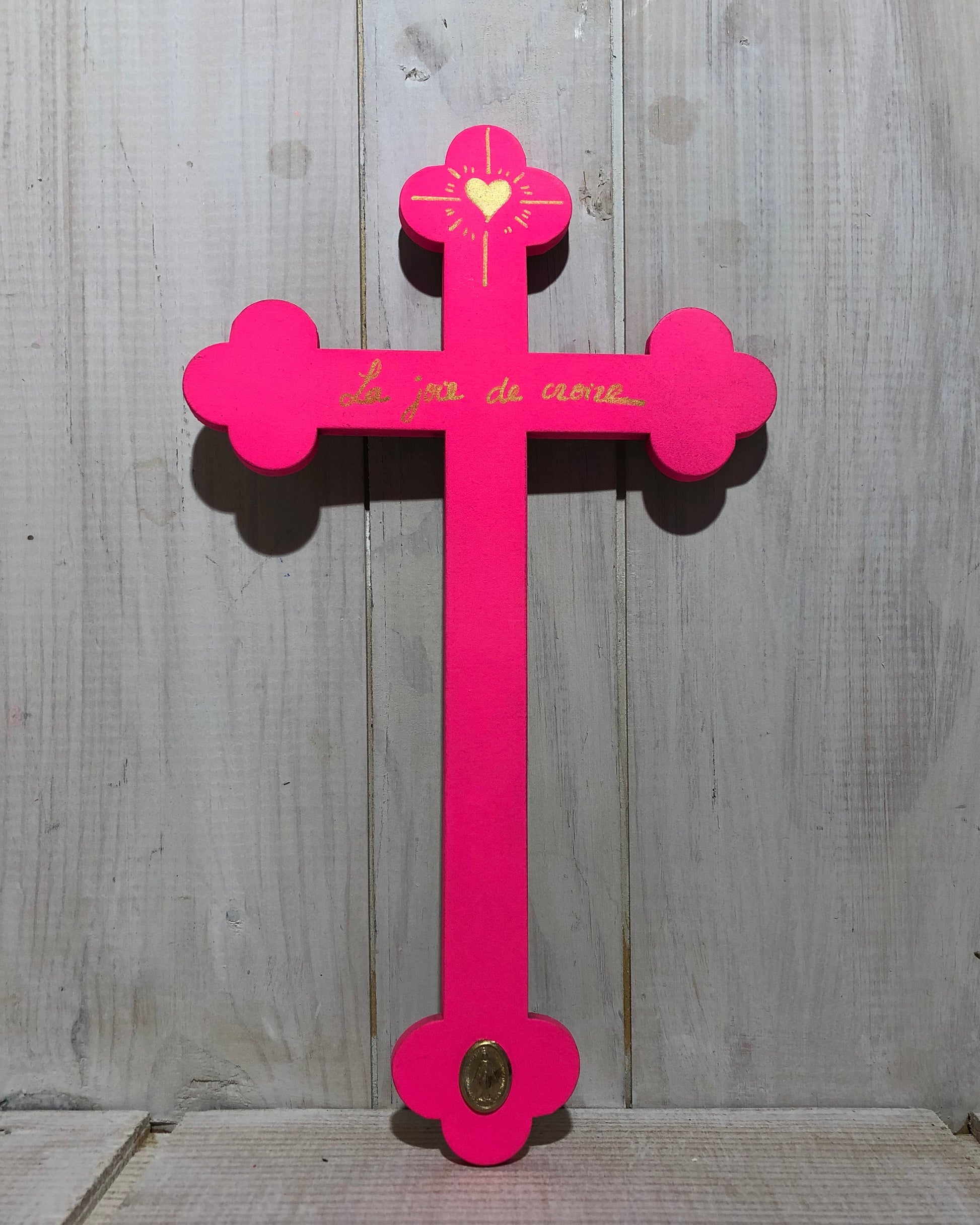 Crucifix M rose fluo